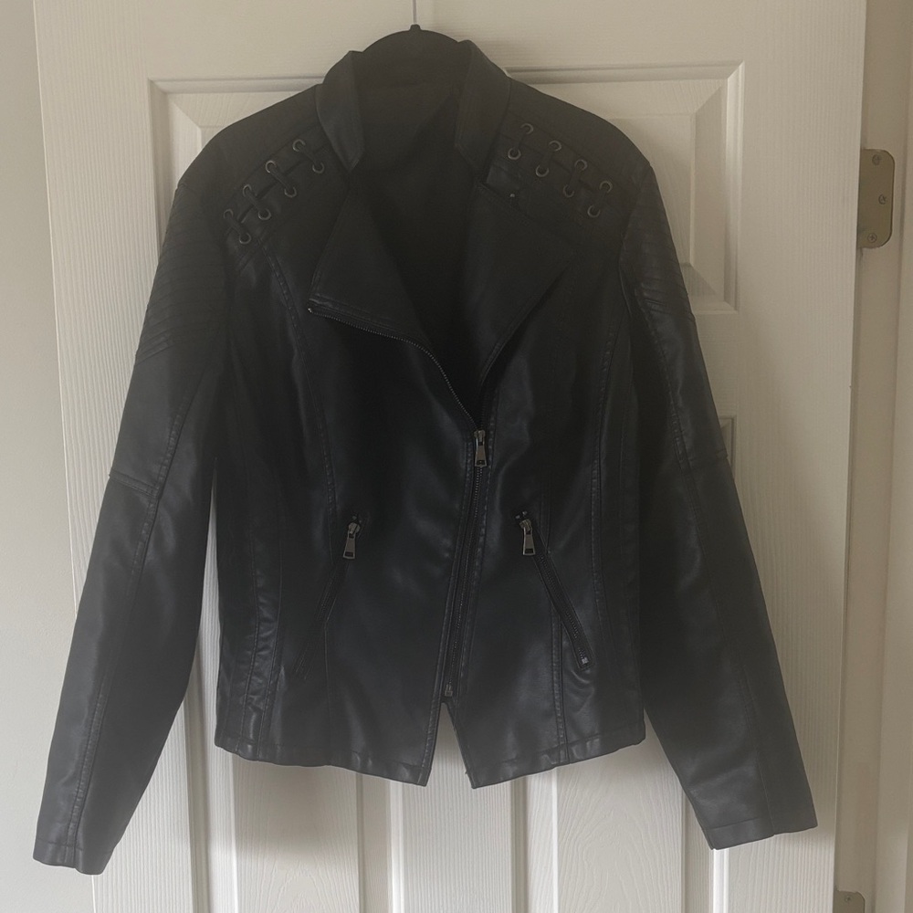 Stunning GYK Black Mojo Jacket